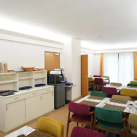 Ap Mannheim Am Kapellenberg Bed & Breakfast *