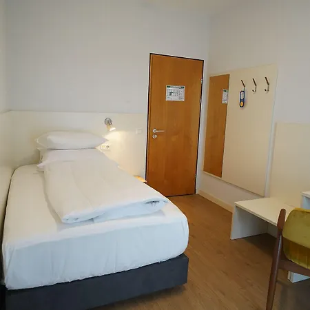 Ap Mannheim Am Kapellenberg 3* Фирнхайм